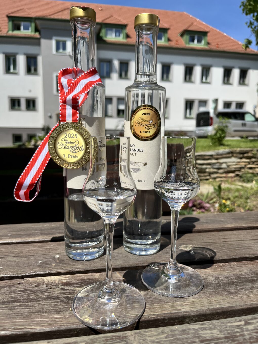 goldenes stamperl